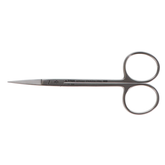 A Titan - Scissors Iris Straight